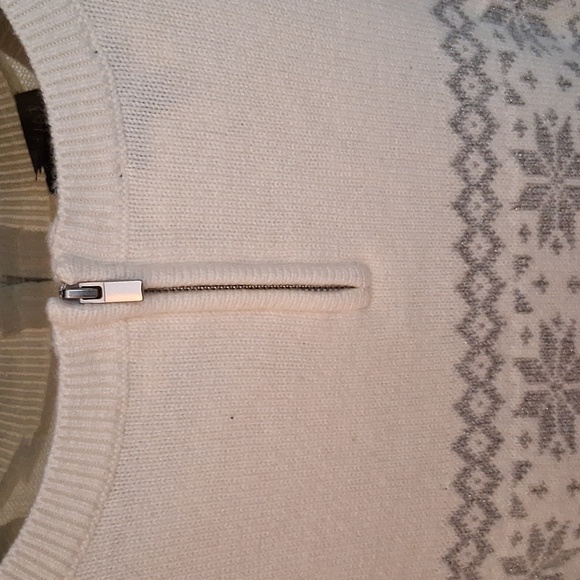 Talbots Snowflake Sweater - Picture 6 of 9